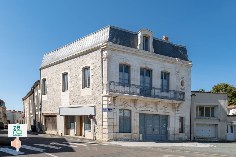Vente Maison MAISON BOURGEOISE D'EXCEPTION   TRIPLEX ATYPIQUE   GARAGE XXL   TERRASSE   CŒUR HISTORIQUE DE LUÇON Lucon