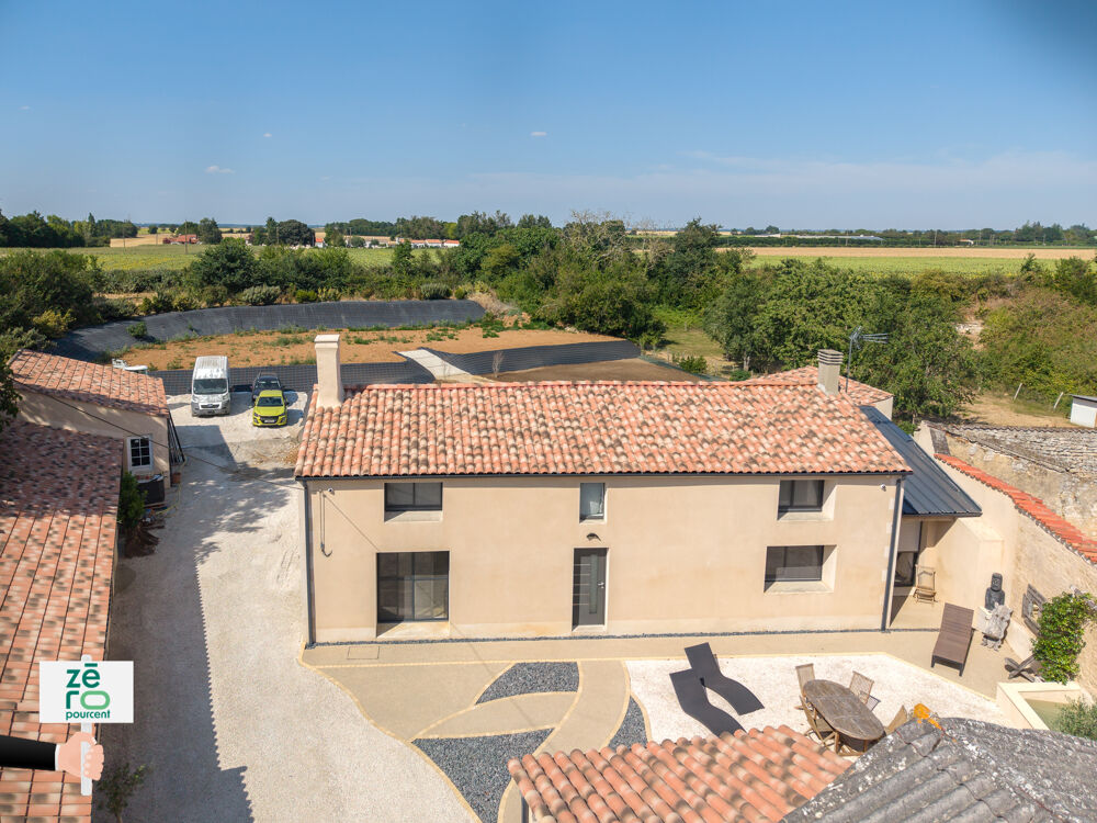Vente Maison Bâtisse entièrement rénovée   Prestations haut de gamme   4 chambres   Studio indépendant   Dépendances   Terr St etienne de brillouet
