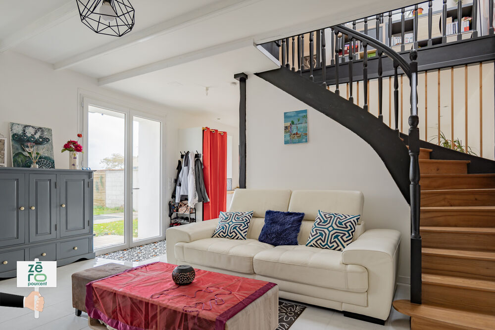Vente Maison Maison rénovée avec goût à Mouzeuil-Saint-Martin   Idéale chambres d'hôtes, gîte, love room ou famille Mouzeuil st martin