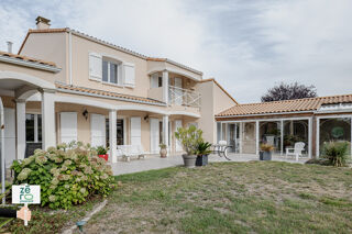  Maison à vendre 7 pièces 233 m²