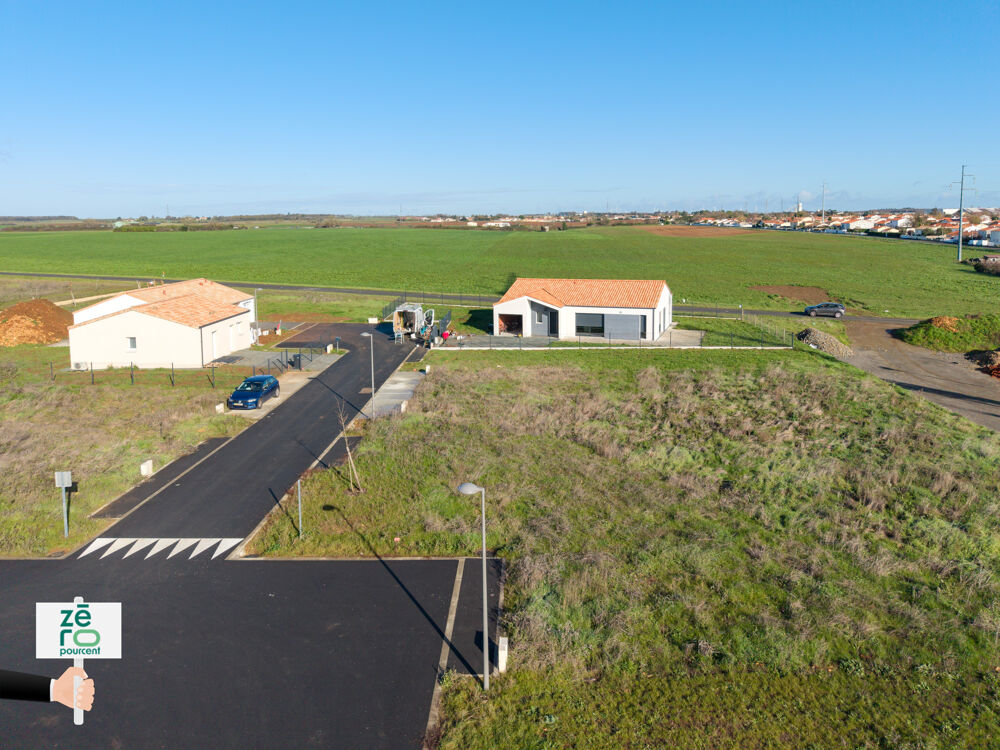 Vente Terrain À Luçon   20 parcelles à bâtir viabilisées   libres de constructeur   de 327 m2 à 951 m2 Lucon