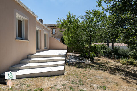   Maison 3 pi�ces de plain-pied proche du bourg de Nesmy Maison - 3 pi�ce(s) - 66 m�