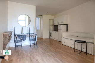  Immeuble à vendre 10 pièces 245 m²