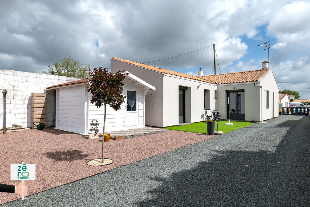 Maison rénovée + seconde habitation indépendante à LAiguillon-la-Presquîle Idéal résidence principale, mai