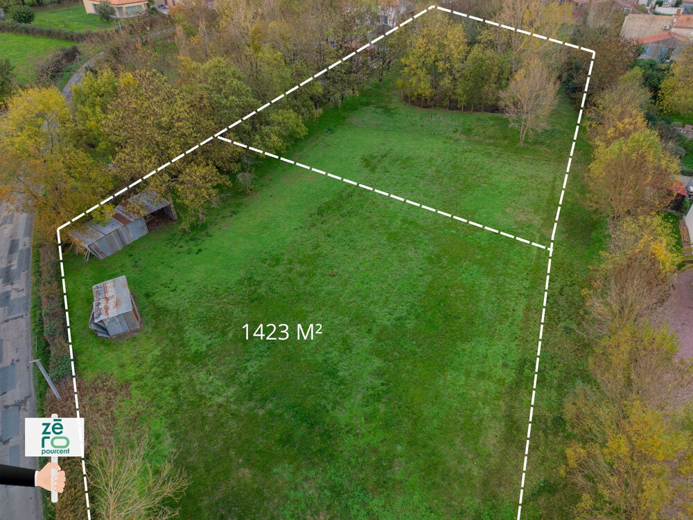 Vente Terrain Terrain à bâtir   1423 m2 (possibilité jusqu'à 3294 m2)   Mareuil-sur-Lay-Dissais Mareuil sur lay dissais