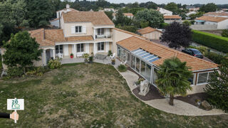 Vente Maison Maison d'exception avec piscine, parc arboré et géothermie   Un havre de paix aux portes du Marais breton Chateauneuf