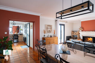 Maison à vendre 8 pièces 211 m²