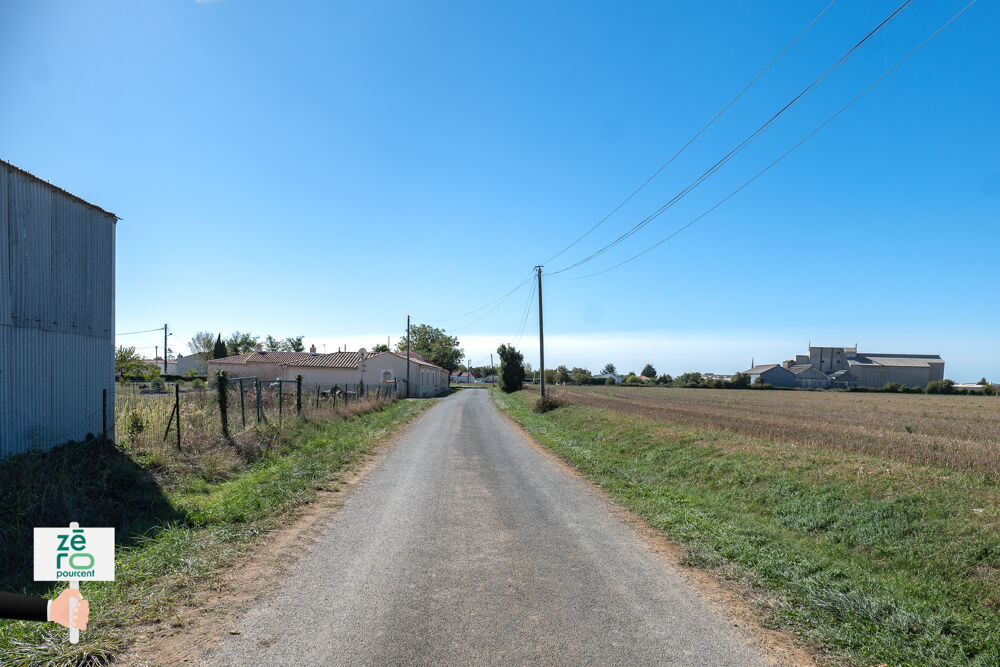 Vente Terrain À VENDRE   TERRAIN À BÂTIR DE 1 712 M2 À LUÇON (85400)   HORS LOTISSEMENT   ZONE UB   À VIABILISER Lucon