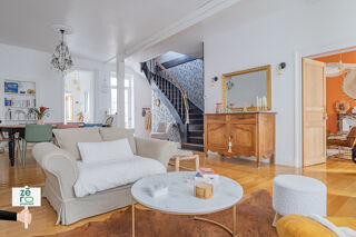  Maison  vendre 9 pices 205 m