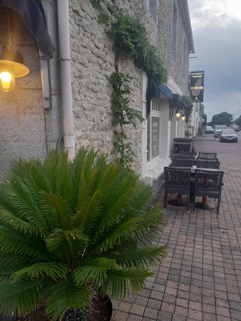 Fonds de commerce Restaurant   Institution incontournable &agrave; Avrill&eacute; en Vend&eacute;e   Licence IV   Fort potentiel to 88900 85440 Avrille