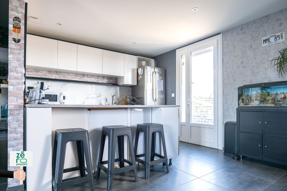 Vente Maison Maison 3 chambres sur sous-sol intégral avec terrain de plus de 1 000 m2   Corpe, proche Luçon Corpe