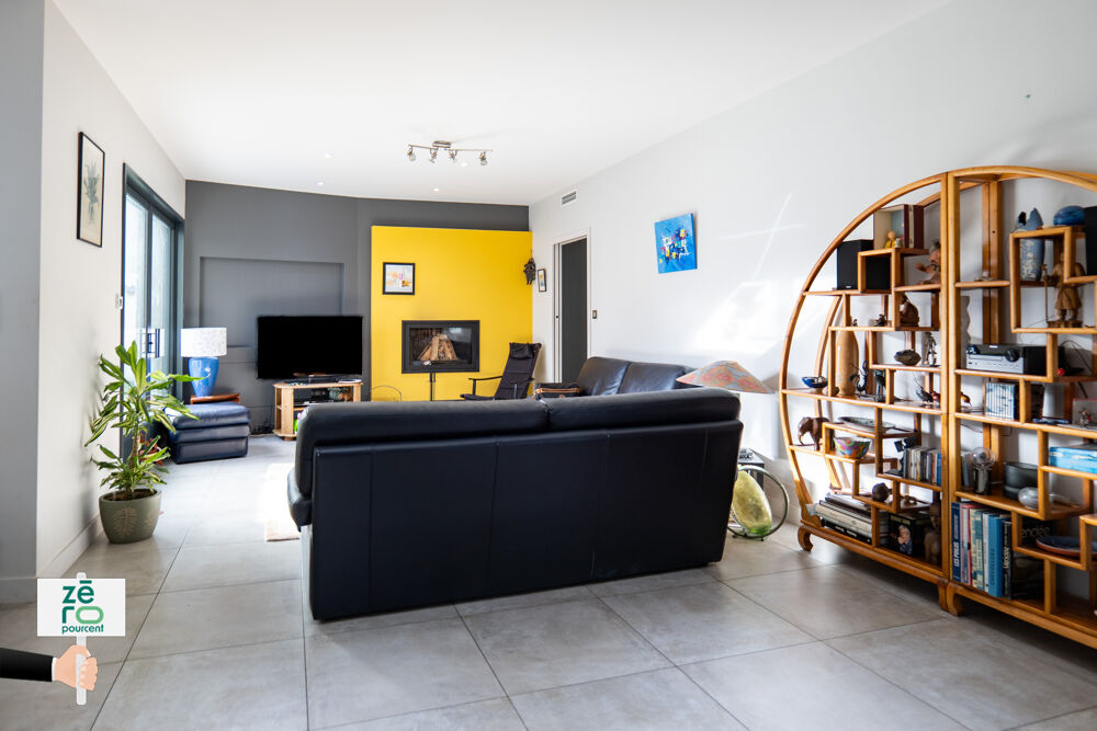 Vente Maison Maison de charme en hypercentre de Challans   volumes, confort et adresse premium Challans