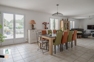  Maison à vendre 7 pièces 233 m²