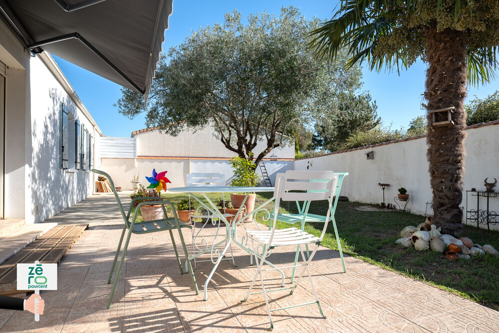 Maison de plain-pied avec 3 chambres, garage et jardin à Luçon