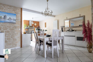  Maison à vendre 7 pièces 194 m²