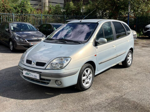 Renault scenic 2.0i 16V Privilège