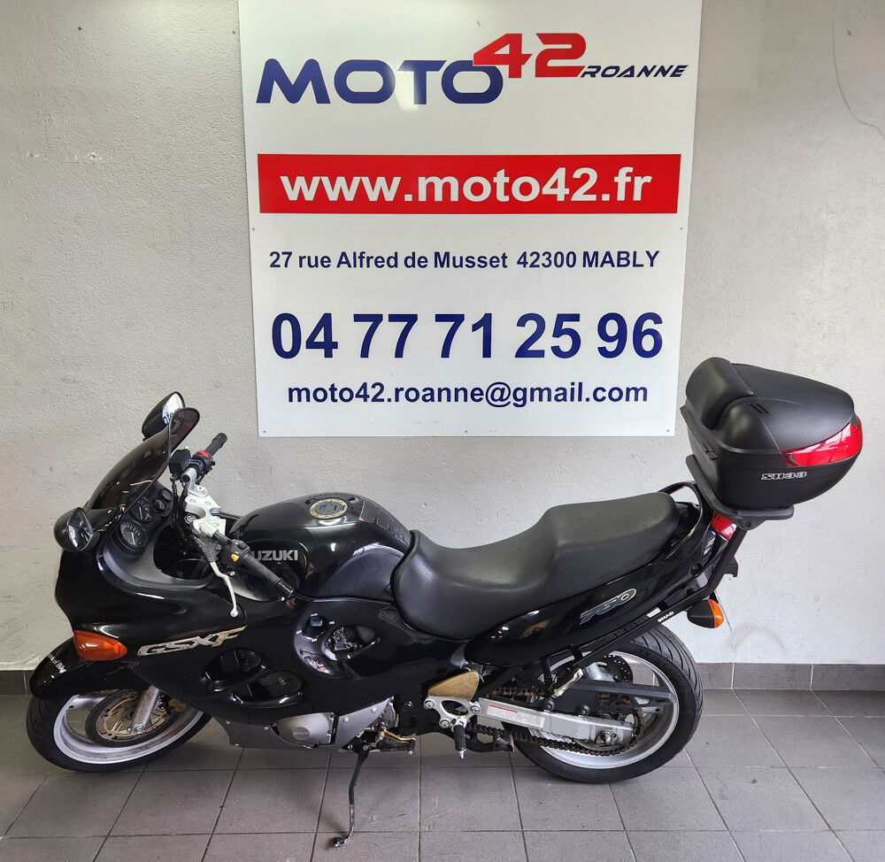 SUZUKI 2000 occasion 42300 Mably
