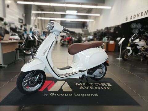 Annonce voiture Scooter VESPA 4490 