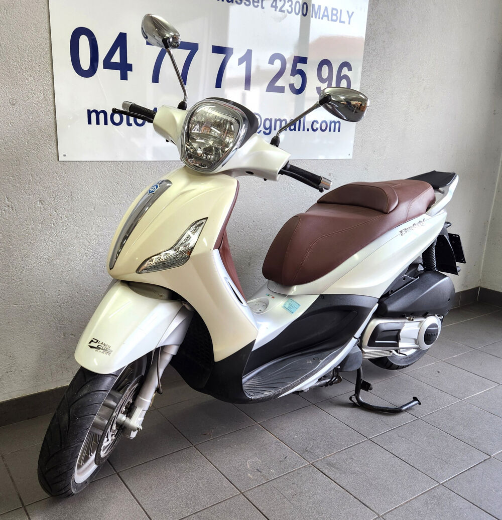 PIAGGIO 2012 occasion 42300 Mably