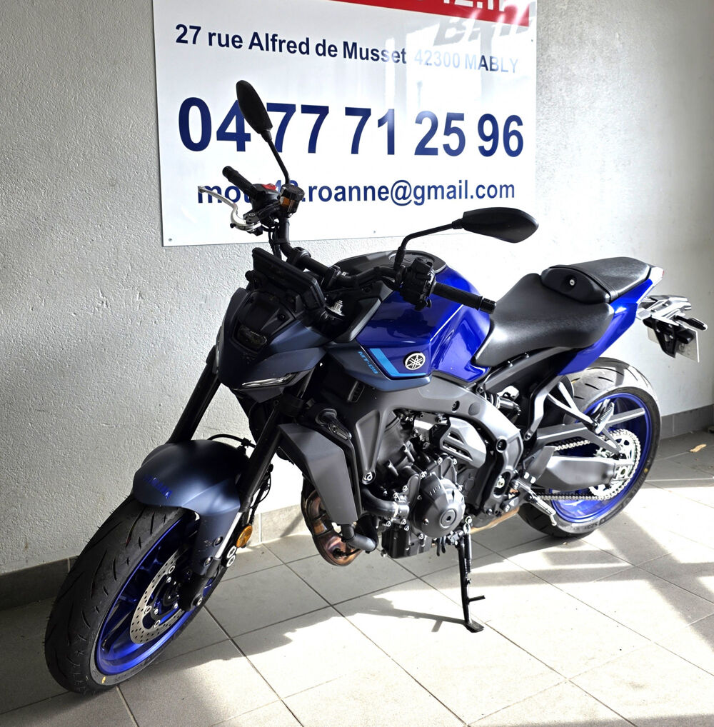 YAMAHA 2024 occasion 42300 Mably