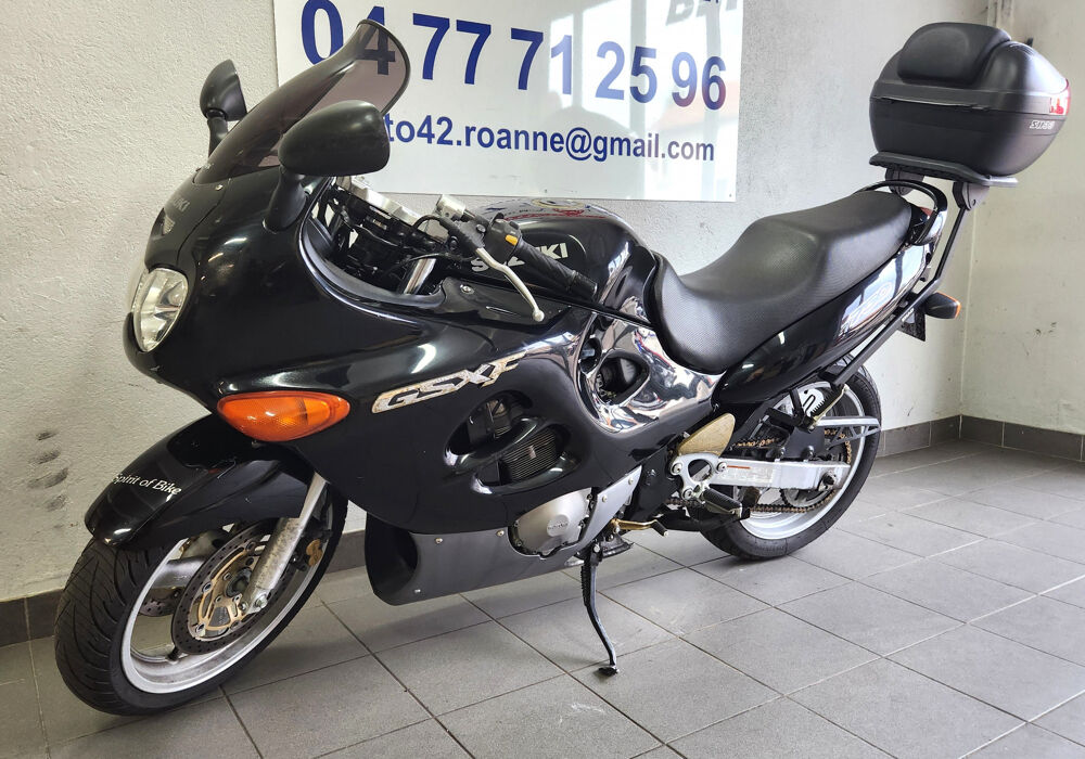 SUZUKI 2000 occasion 42300 Mably
