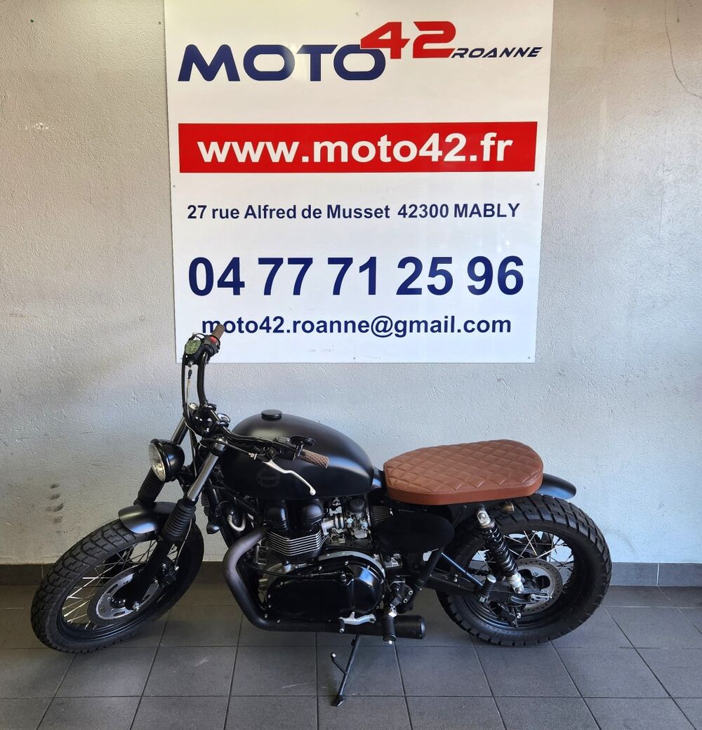TRIUMPH 2001 occasion 42300 Mably