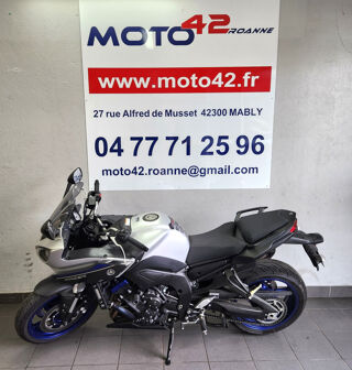 YAMAHA 2016 occasion 42300 Mably