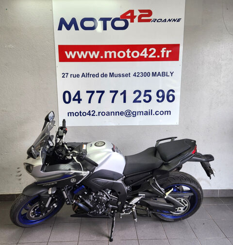 Annonce voiture Moto YAMAHA 4990 €