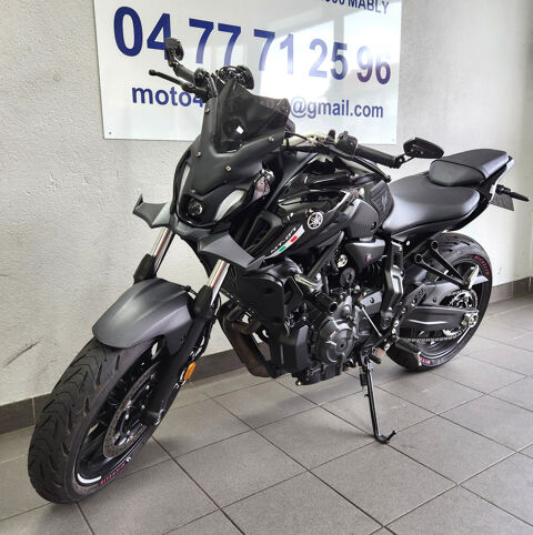 YAMAHA 2024 occasion 42300 Mably