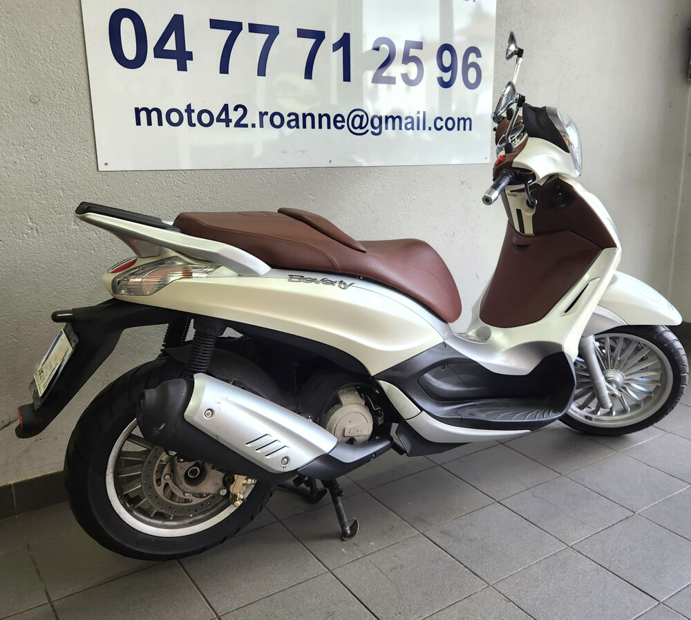 PIAGGIO 2012 occasion 42300 Mably
