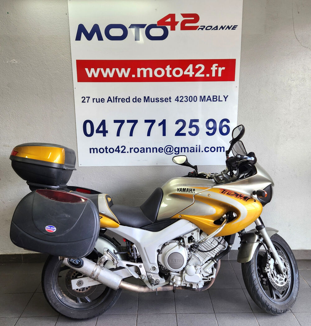 YAMAHA 1999 occasion 42300 Mably