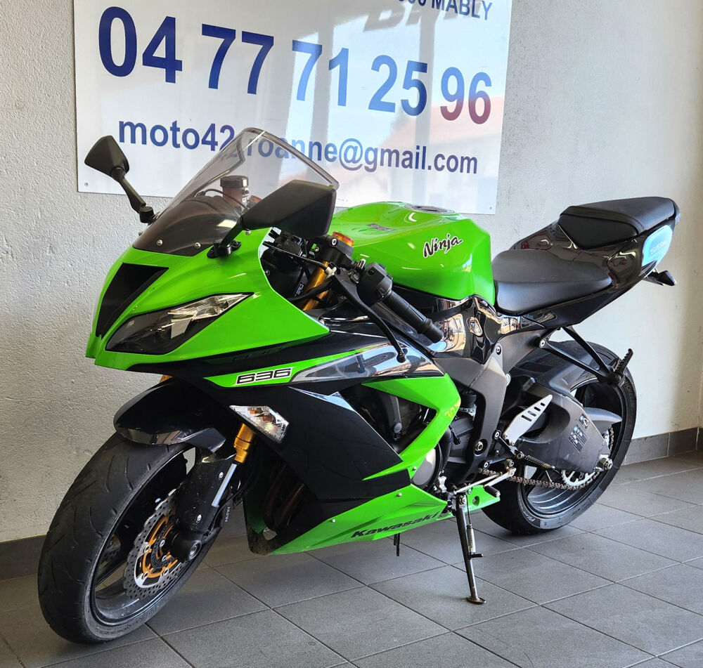 KAWASAKI 2012 occasion 42300 Mably