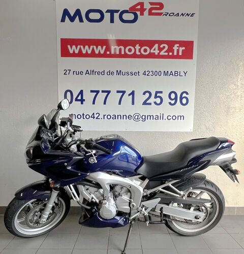 Moto YAMAHA 2004 occasion Mably 42300