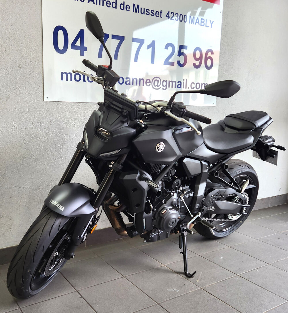 YAMAHA 2026 occasion 42300 Mably