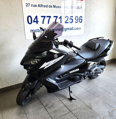 YAMAHA 2024 occasion 42300 Mably