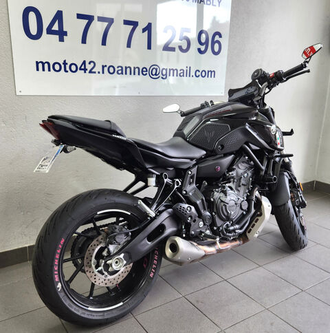 YAMAHA 2024 occasion 42300 Mably