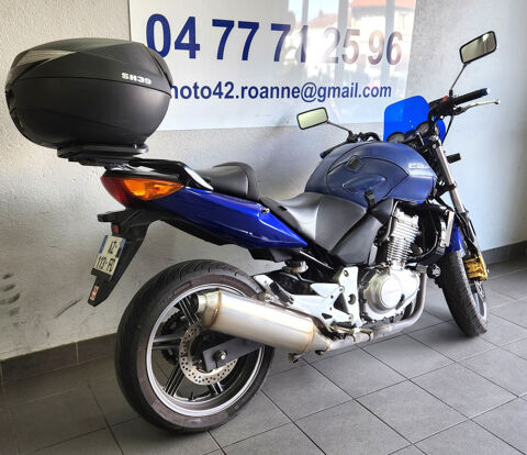 HONDA 2004 occasion 42300 Mably