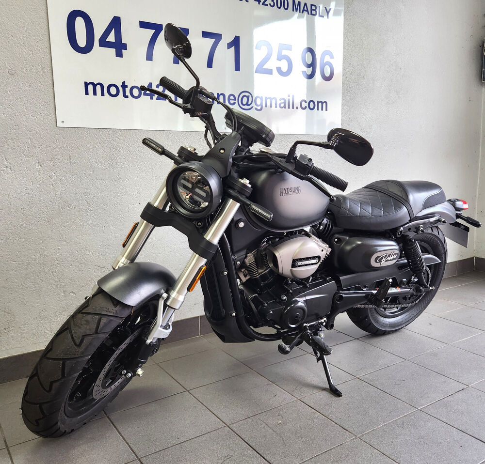 HYOSUNG 2023 occasion 42300 Mably