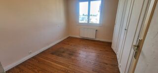  Appartement à louer 5 pièces 125 m²