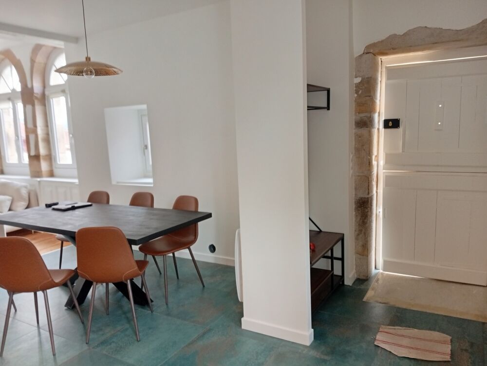 location Appartement - 3 pièce(s) - 91 m² Sare (64310)