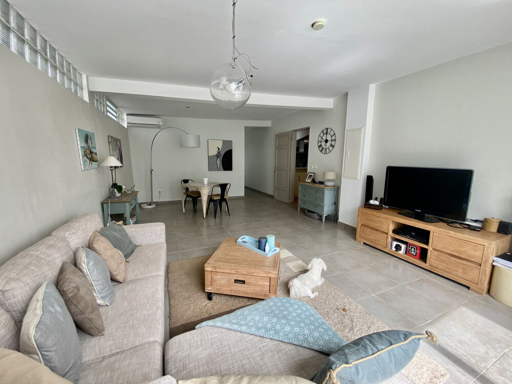 Location Maison Sainte-Marie - Villa meuble 8P piscine Ste marie