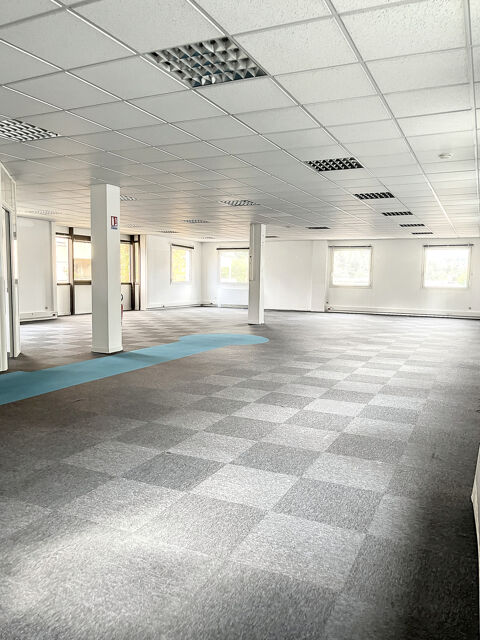 Local Professionnel - 400 m2 3000 07100 Annonay