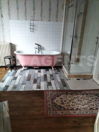  Maison � vendre 12 pi�ces 278 m�