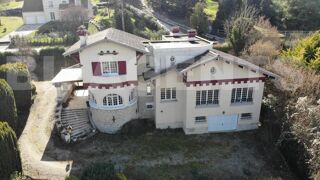  Maison  vendre 8 pices 300 m