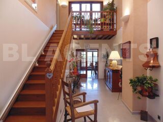  Maison � vendre 10 pi�ces 327 m�