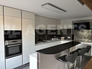  Maison  vendre 7 pices 130 m