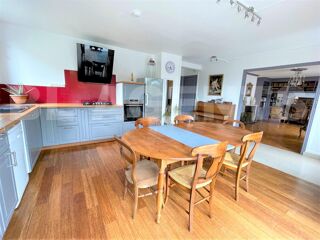  Maison  vendre 12 pices 240 m