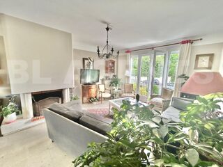  Maison  vendre 8 pices 164 m