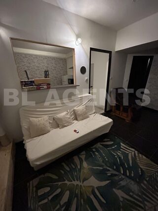  Appartement  vendre 2 pices 100 m