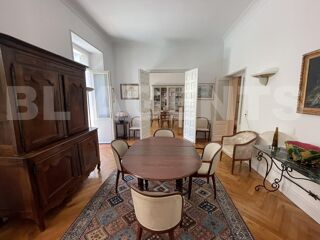  Maison  vendre 9 pices 331 m